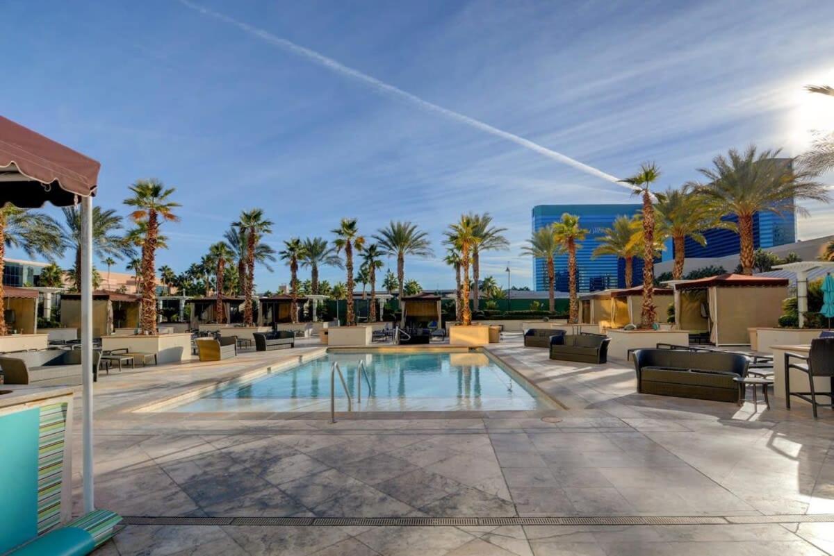 Mgm Signature-23-811 F1 Track & Strip View Studio Las Vegas Ngoại thất bức ảnh
